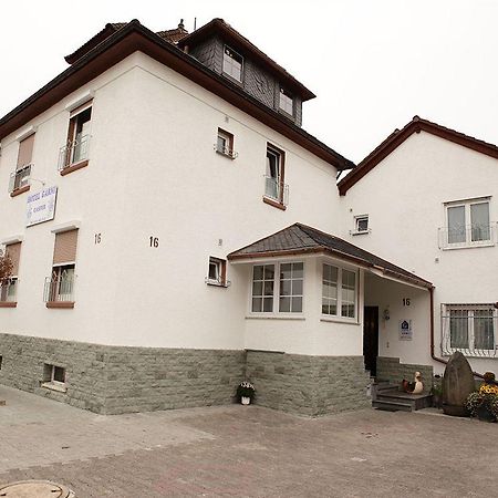 Business Pension Gasper Raunheim Bagian luar foto